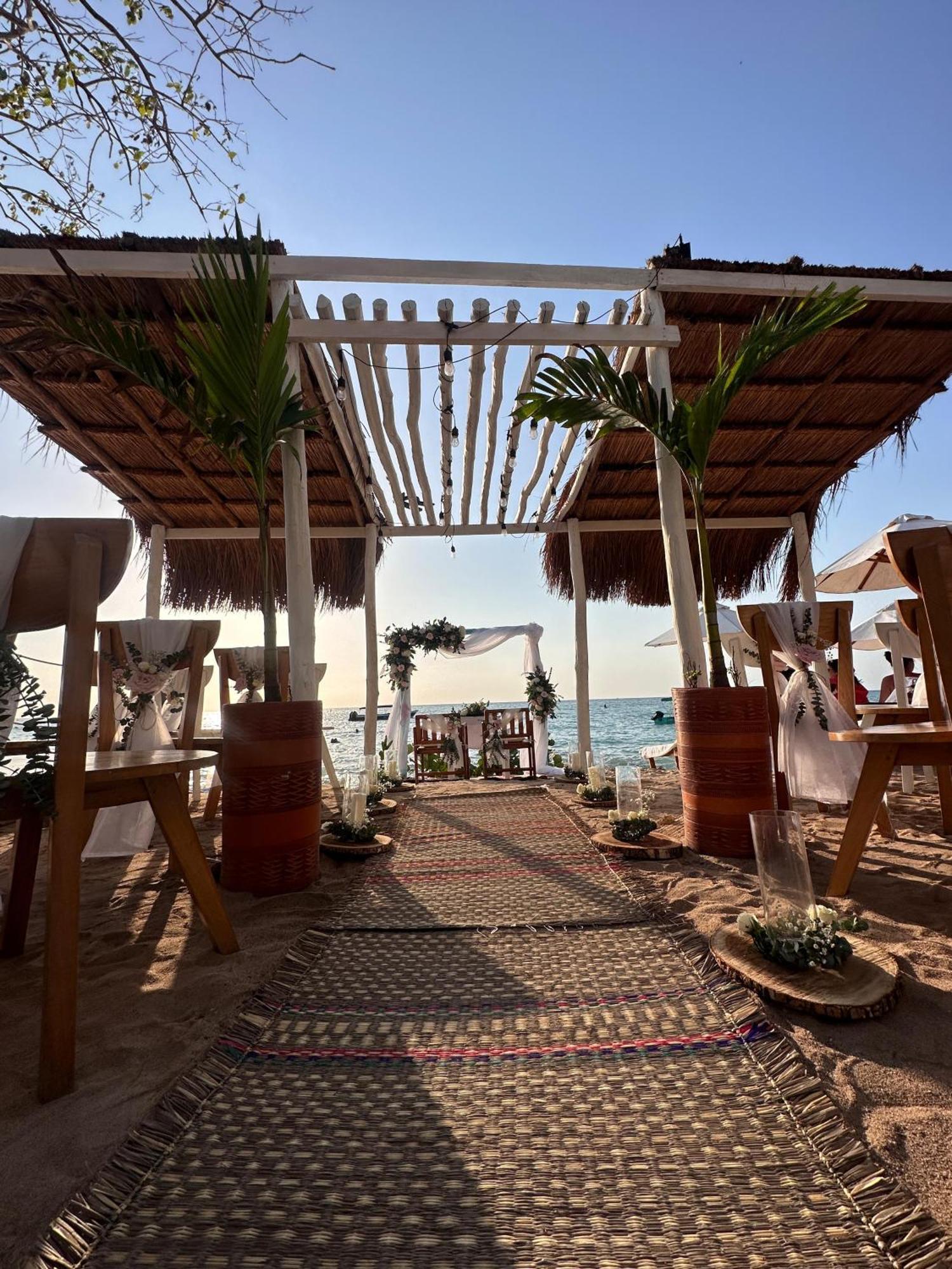 Cristal Blue Baru Otel Pendales Dış mekan fotoğraf